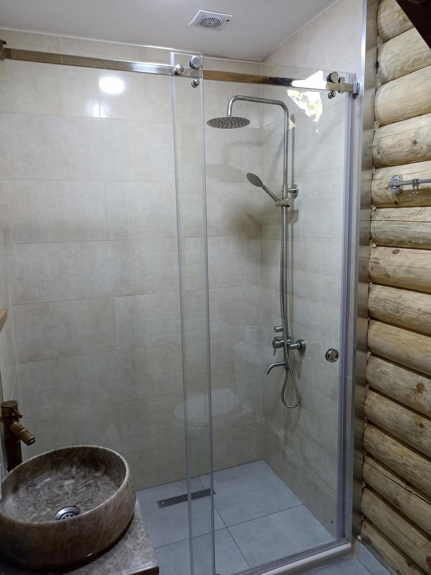Guest House On Angisa باتومي الغرفة الصورة