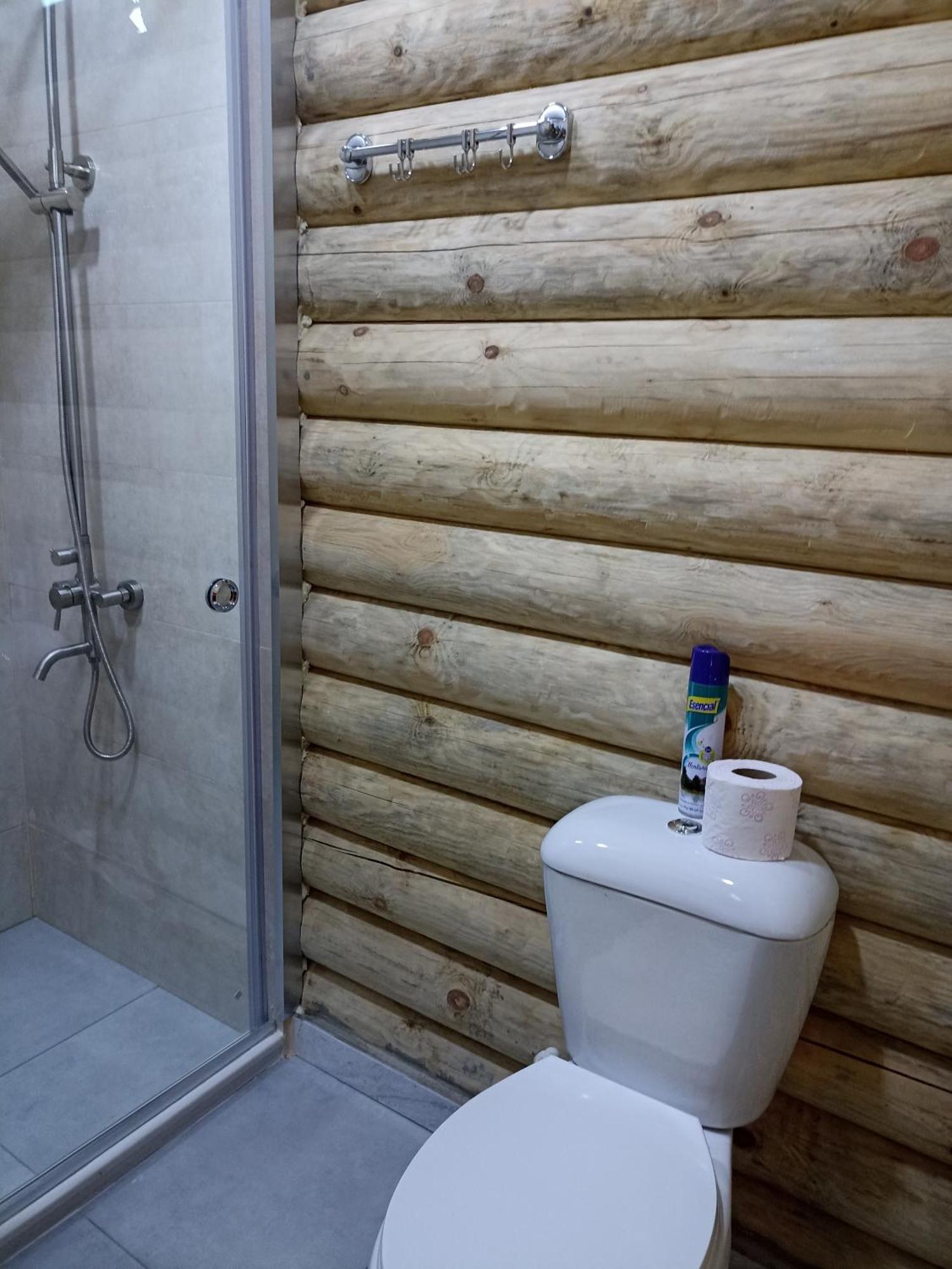 Guest House On Angisa باتومي الغرفة الصورة